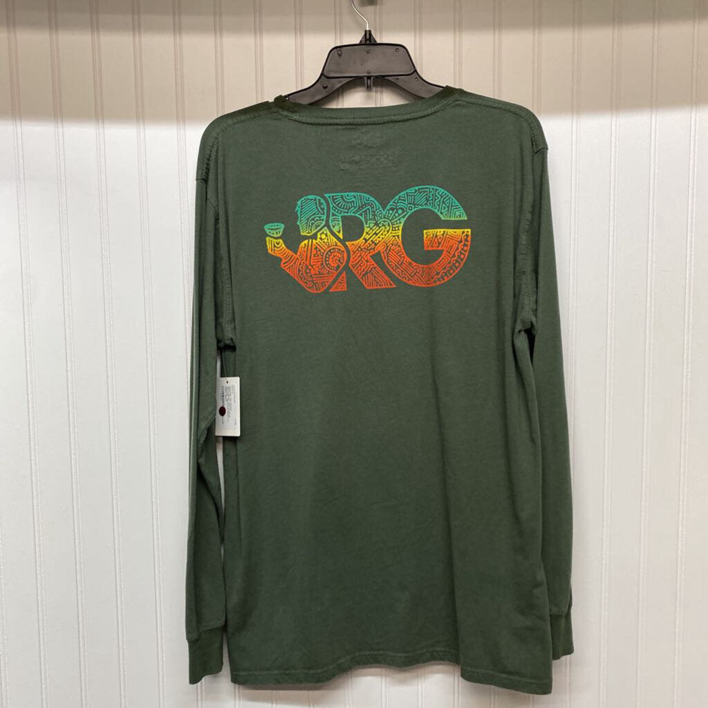 LONG SLEEVE GRAPHIC TEE