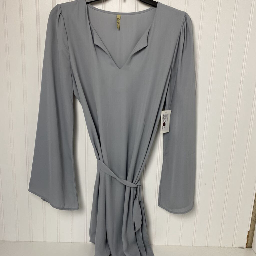 LONG SLEEVE V NECK DRESS