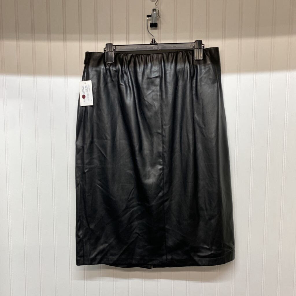 FAUX LEATHER SKIRT