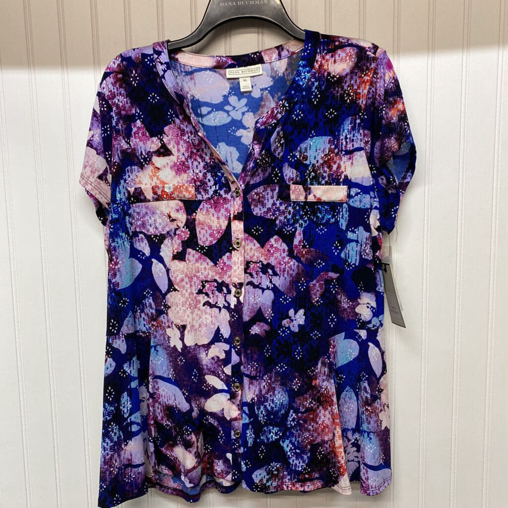 SHORT SLEEVED BUTTON DOWN