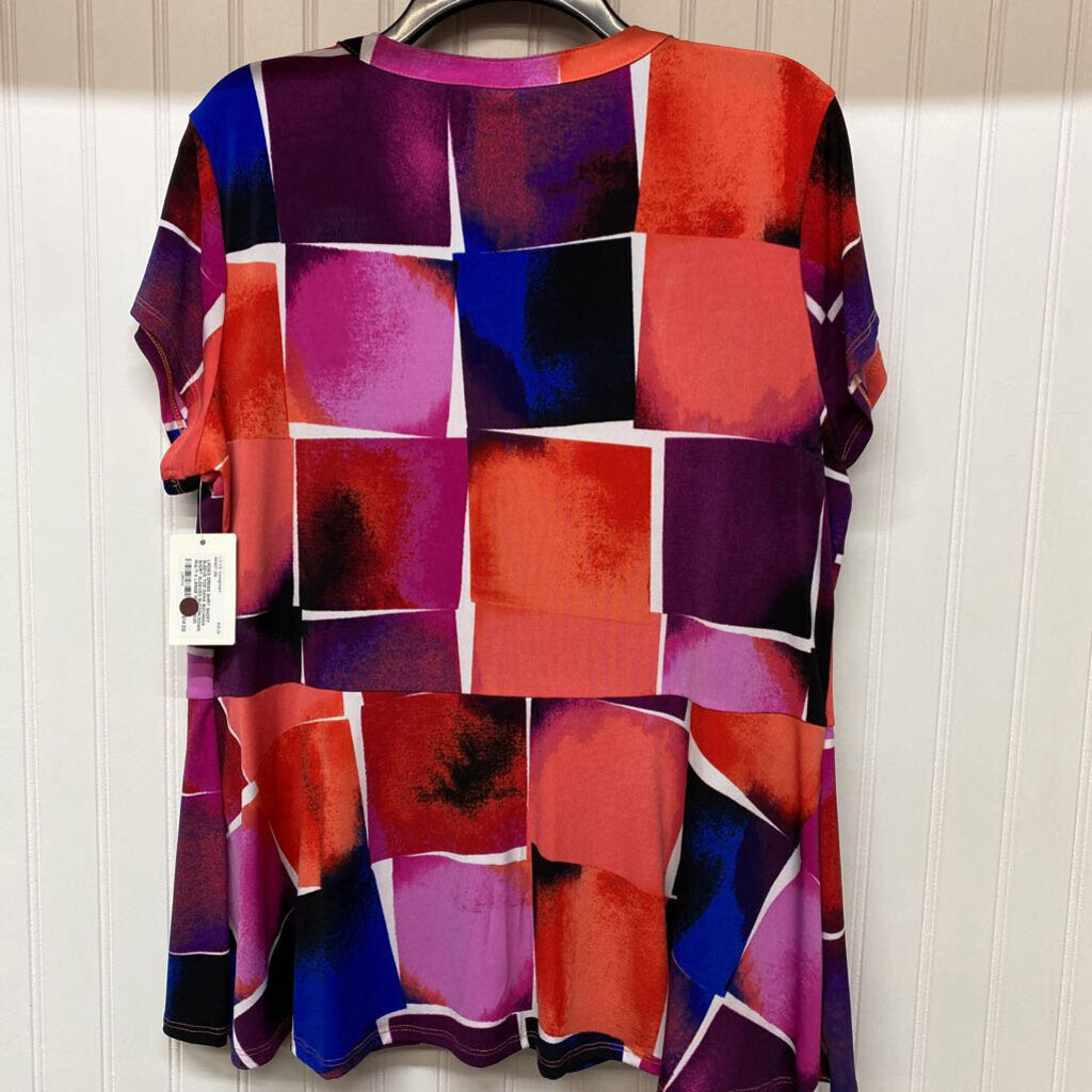 SHORT SLEEVED BUTTON DOWN