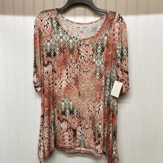 SHORT SLEEVED TOP