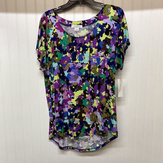 SHORT SLEEVED TOP