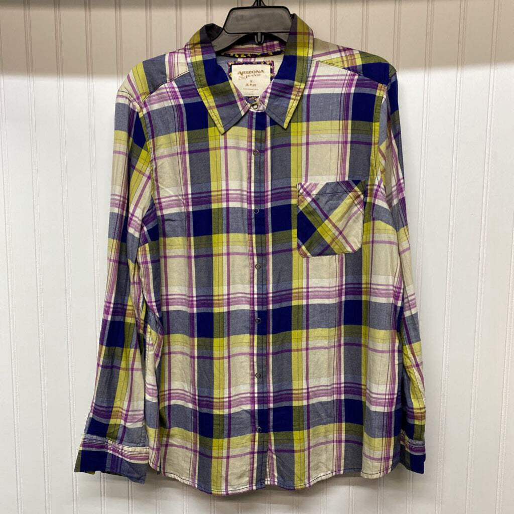 PLAID BUTTON DOWN