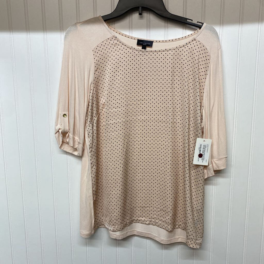 SHORT SLEEVED TOP
