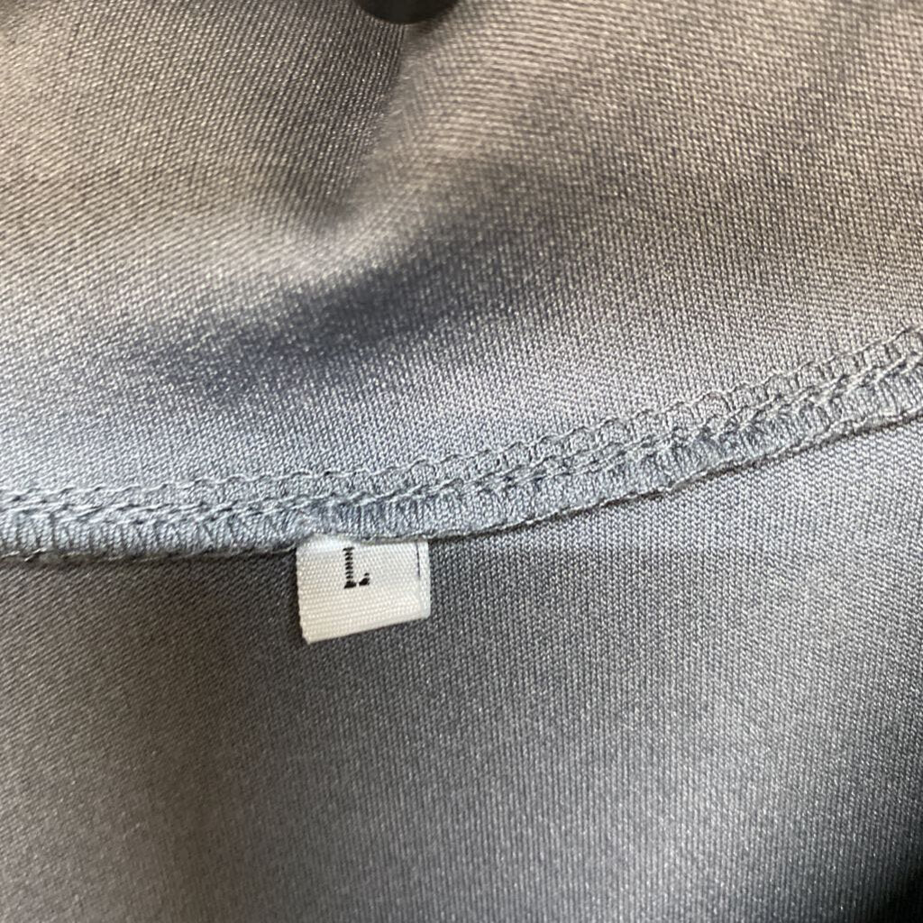 1/4 ZIP PULLOVER W/POCKET