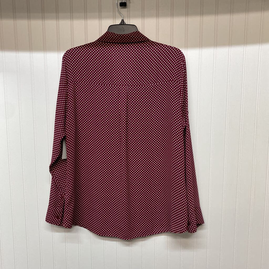 LONG SLEEVED BUTTON DOWN