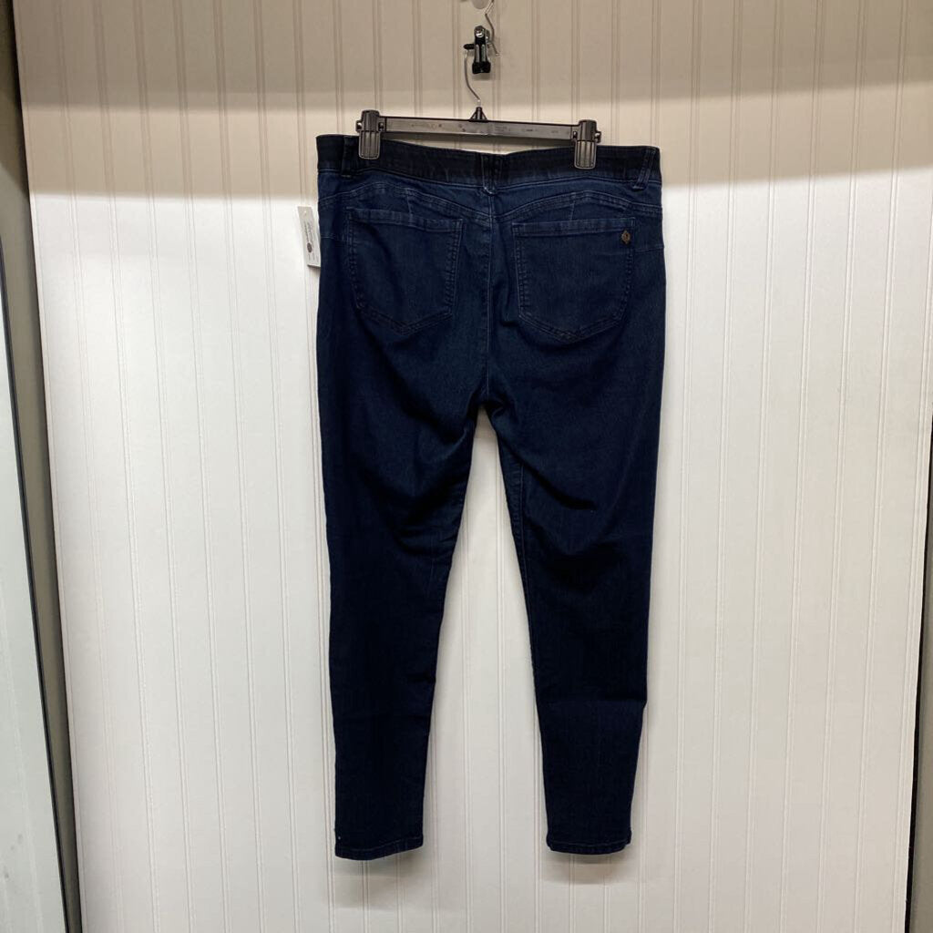 SKINNY FIT JEANS