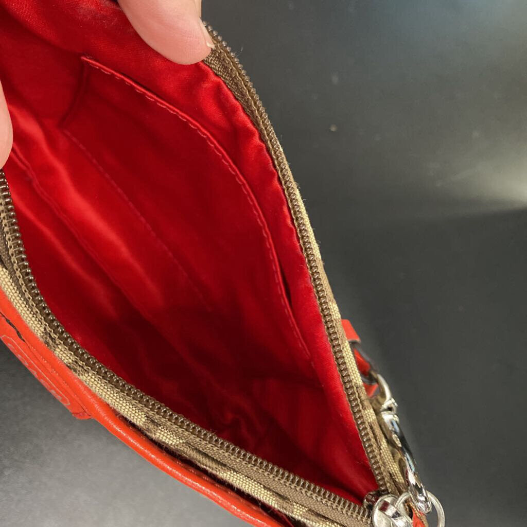 WRISTLET