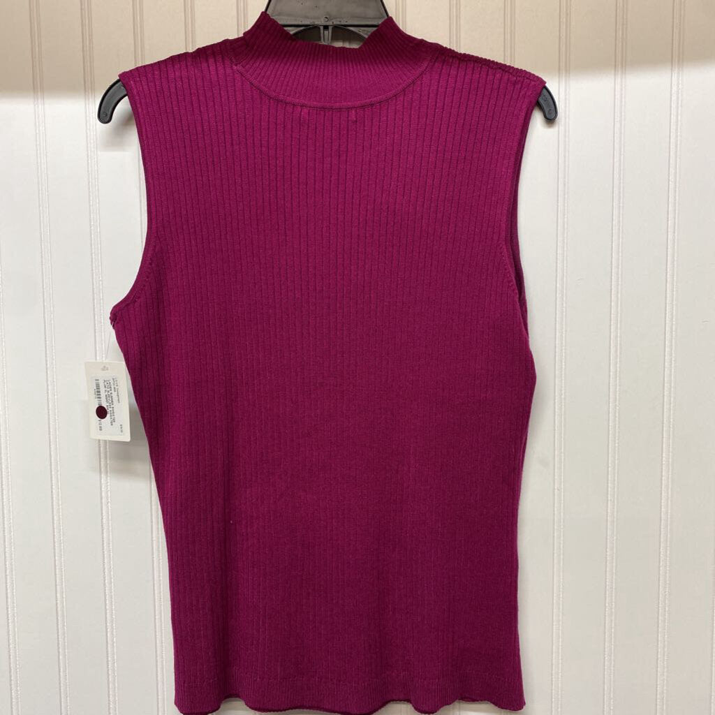 SLEEVLESS SWEATER