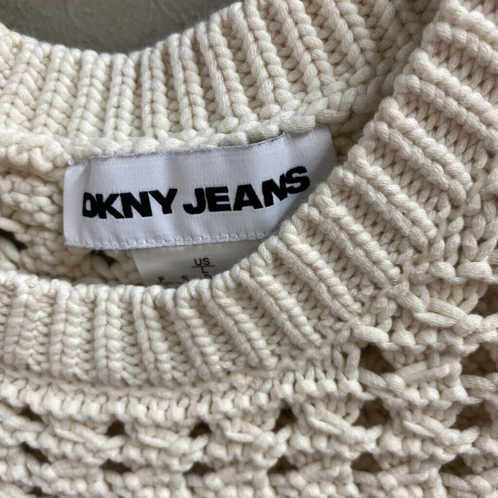 CHUNKY KNIT SWEATER