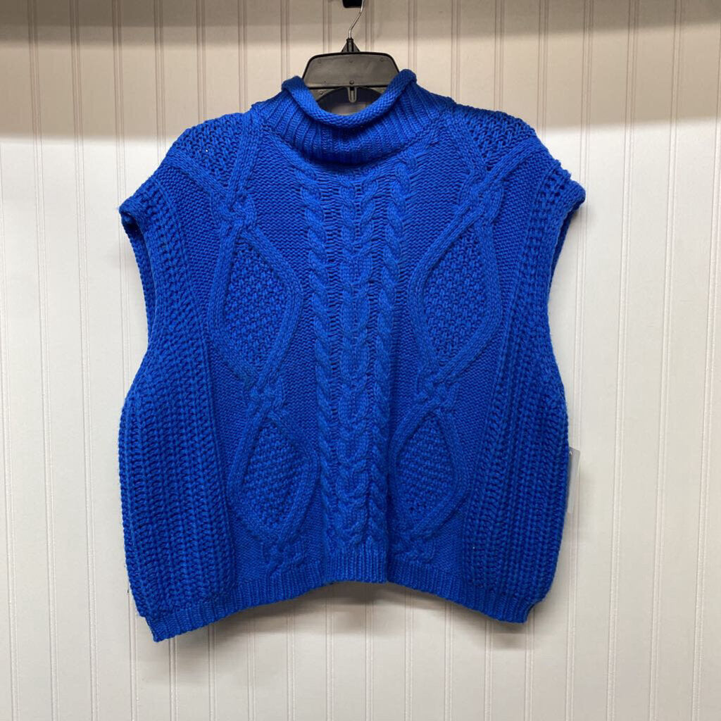 CHUNKY SLEEVLESS SWEATER