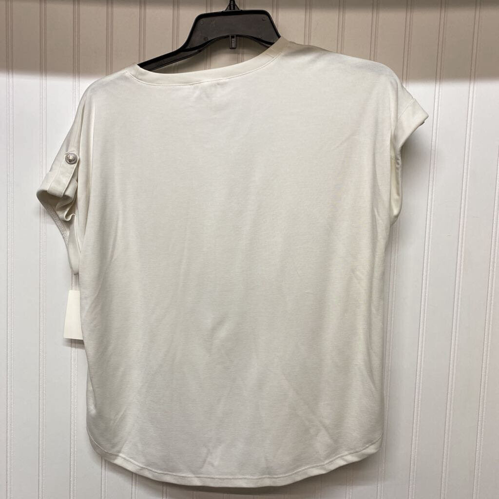 SHORT SLEEVED WITH POCKET
