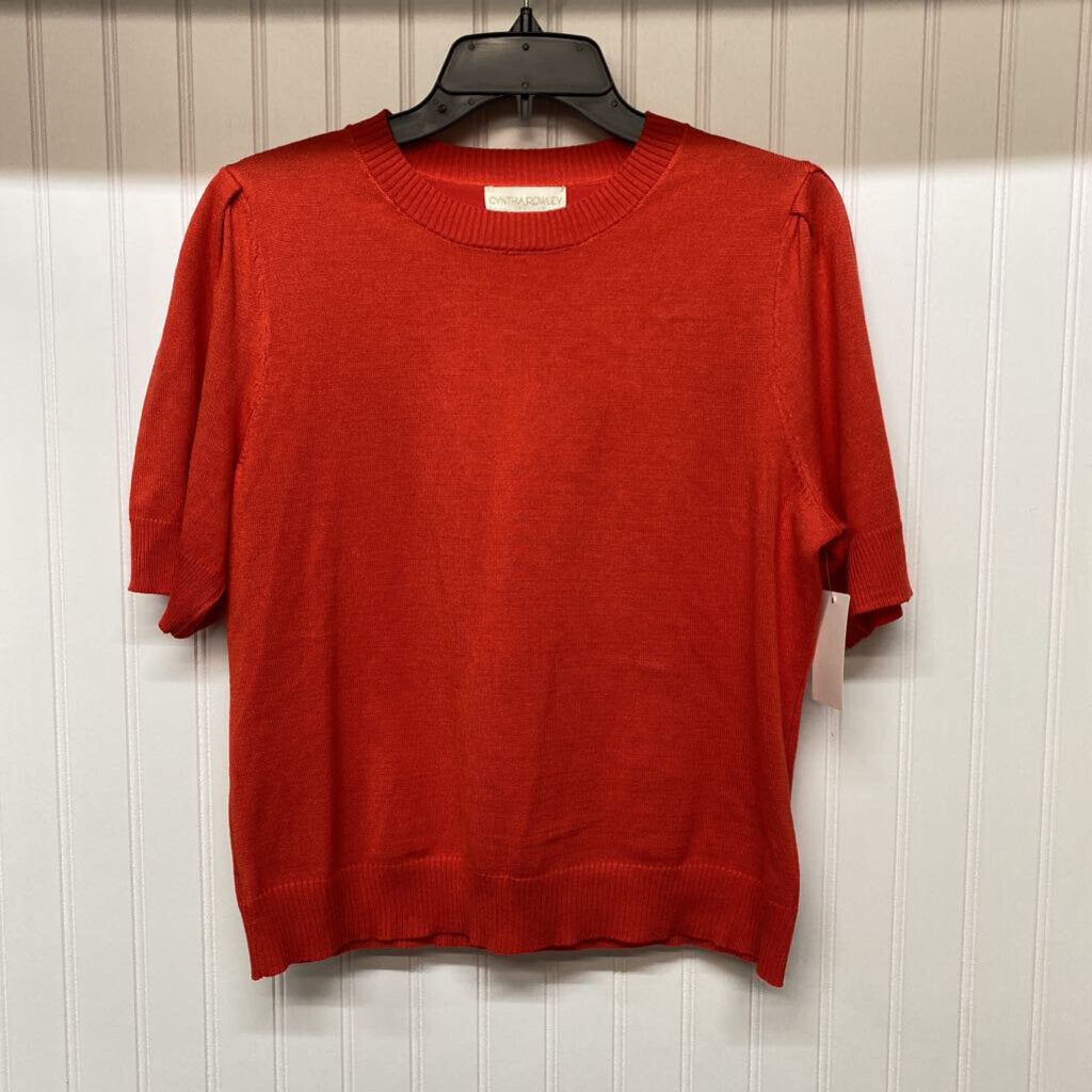 SHORT SLEEVED SWEATER
