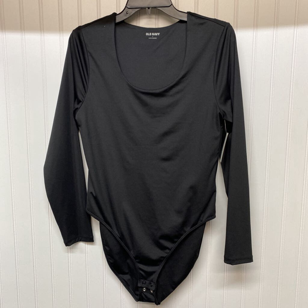 LONG SLEEVED TOP