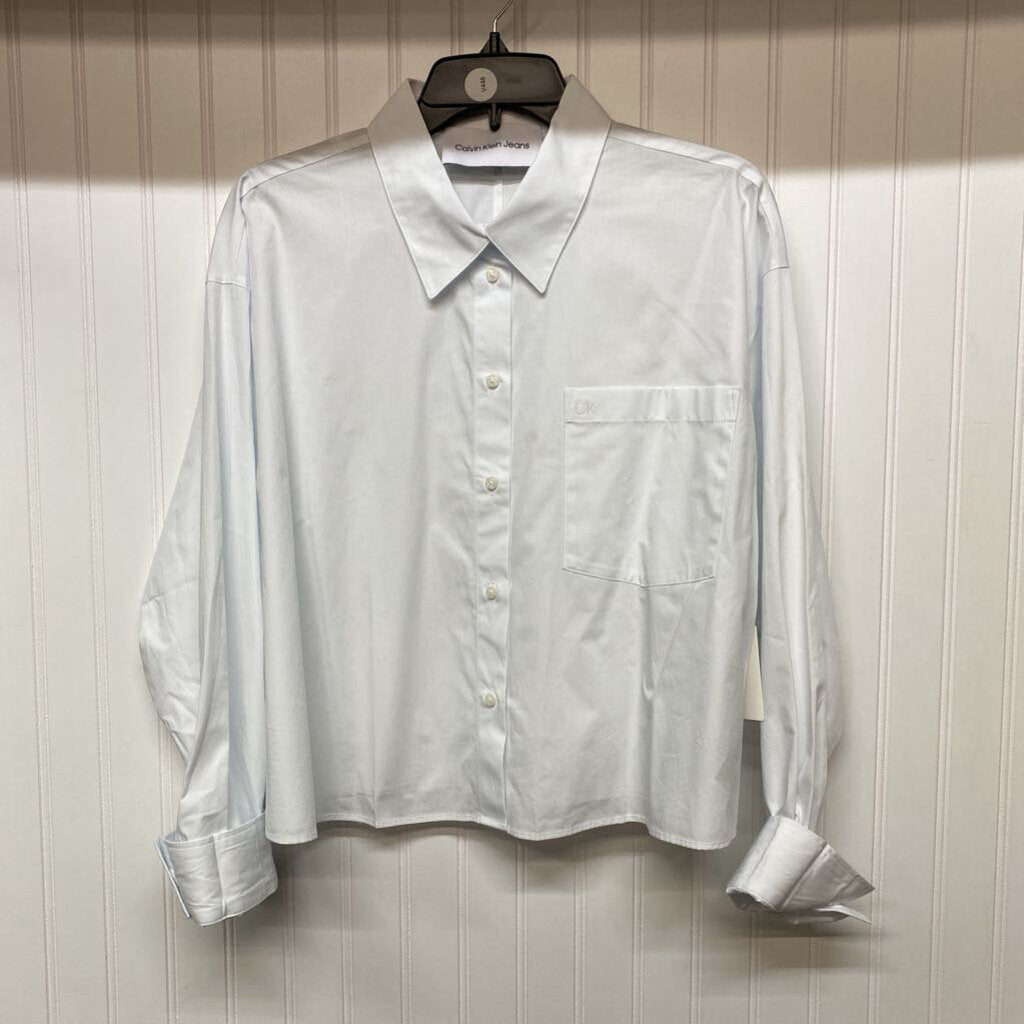 LONG SLEEVED BUTTON DOWN