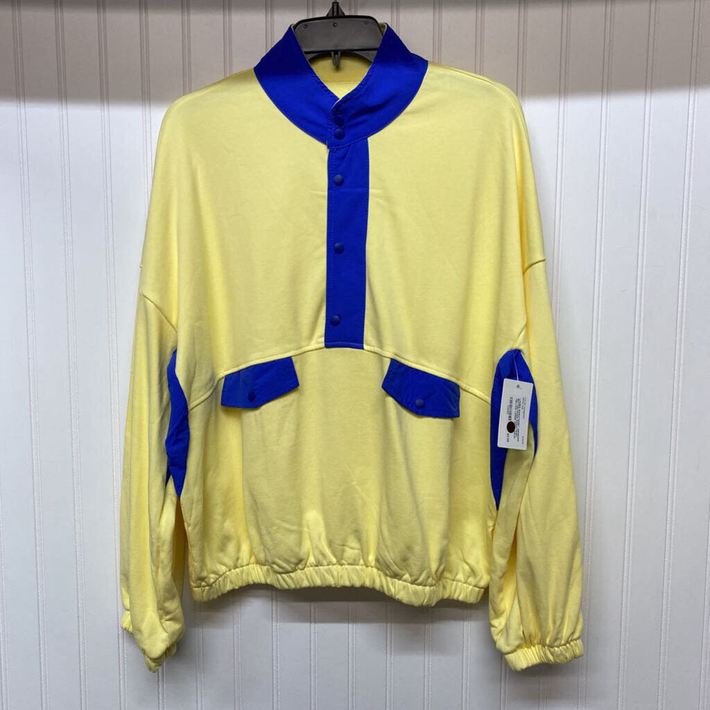BUTTON DOWN SWEATSHIRT