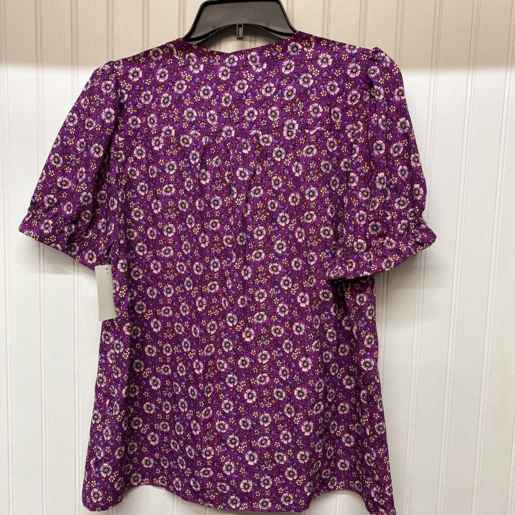 FLORAL SHORT SLEEVED