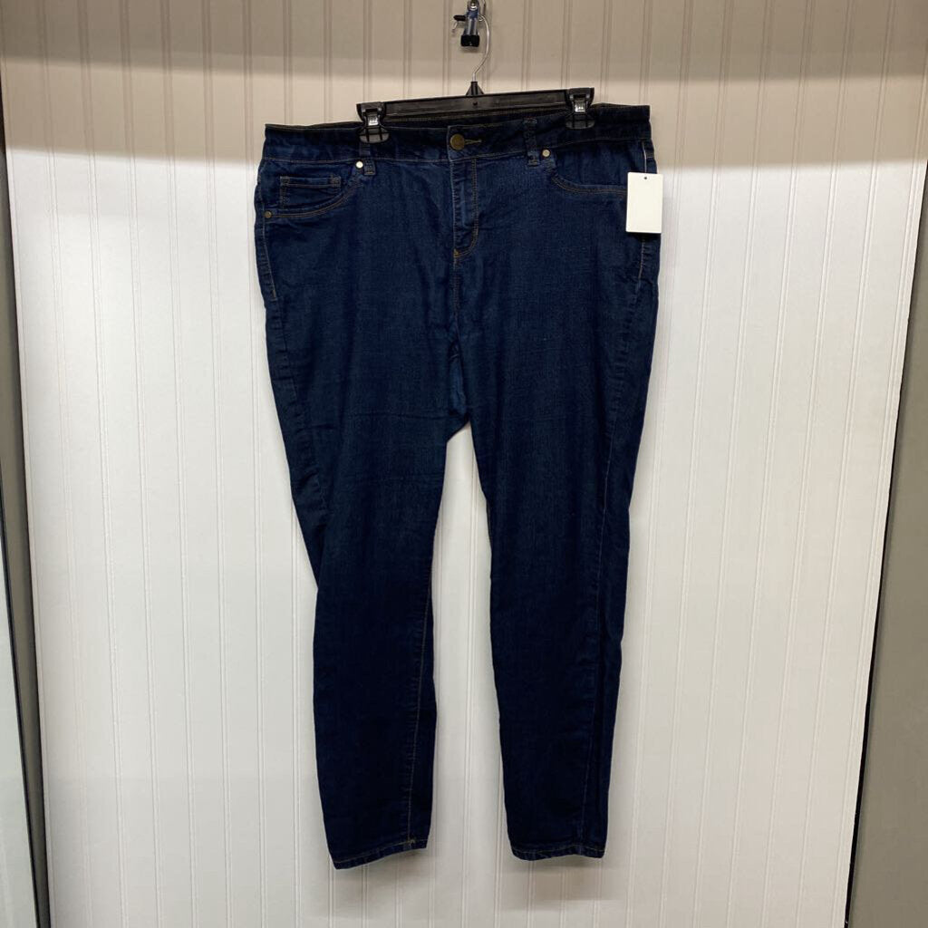 DARK BLUE JEANS