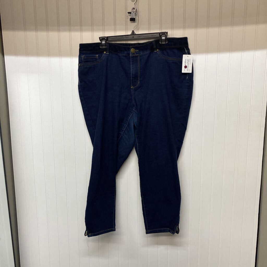 DARK BLUE JEANS