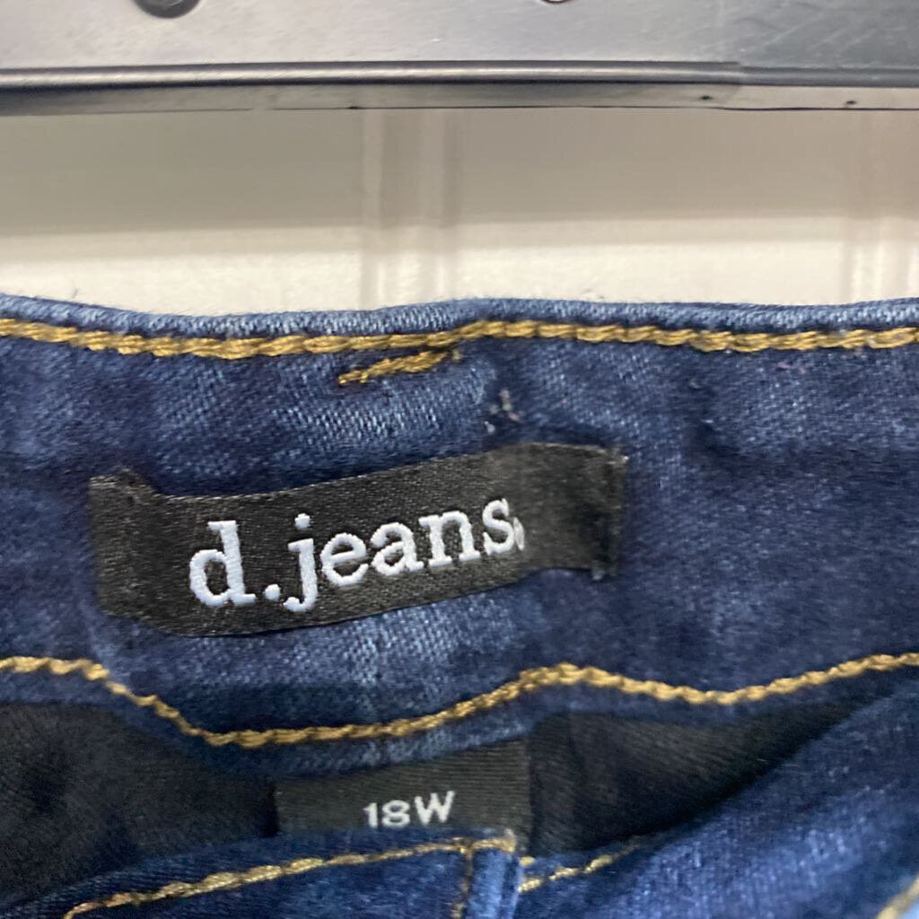 DARK BLUE JEANS