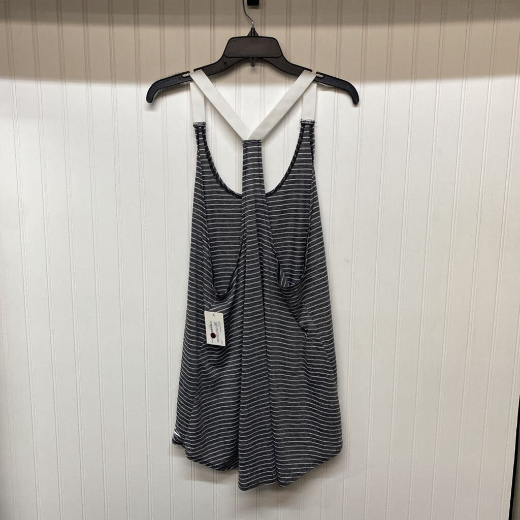FLOWY TANK TOP