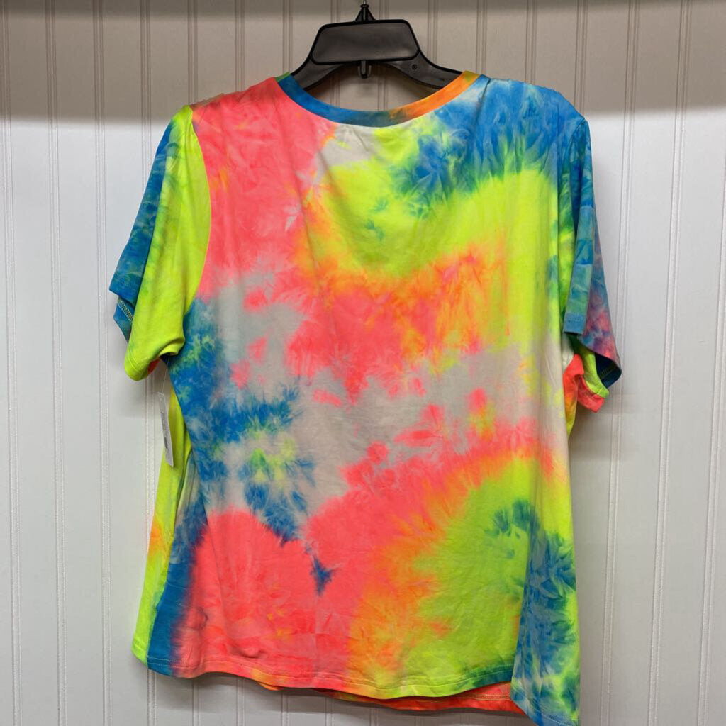 V NECK TYE DIED SHORT SLEEVED