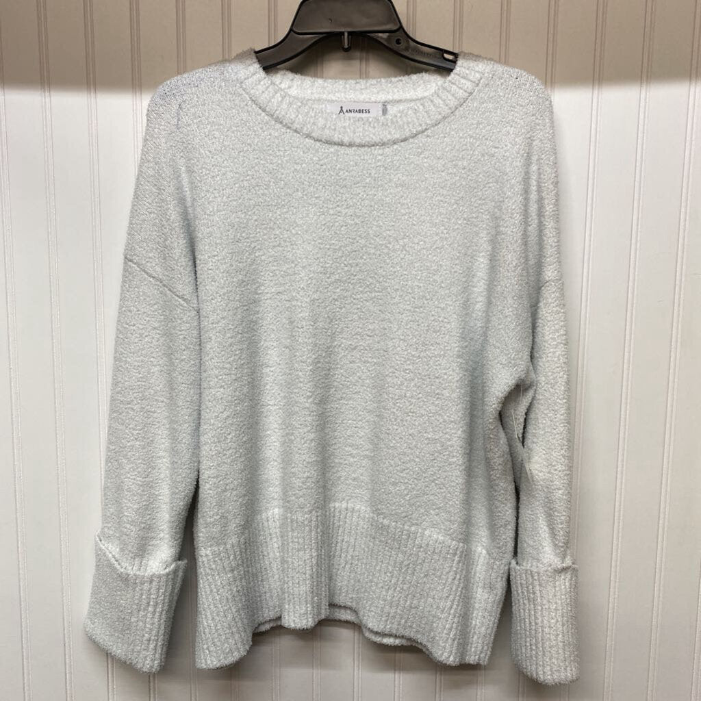 LONG CUFFED SLEEVE SWEATER