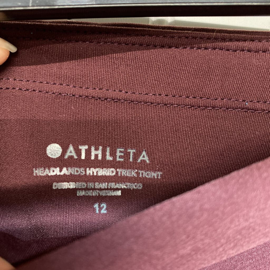 *BASIC MAROON NYLON WITH ZIPPER POCKETS LEGGINGS