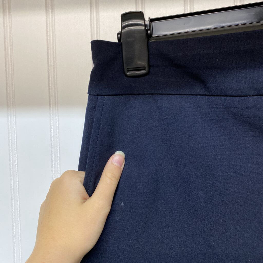 * BOUTIQUE BRAND-DRESS SHORTS PLAIN FRONT