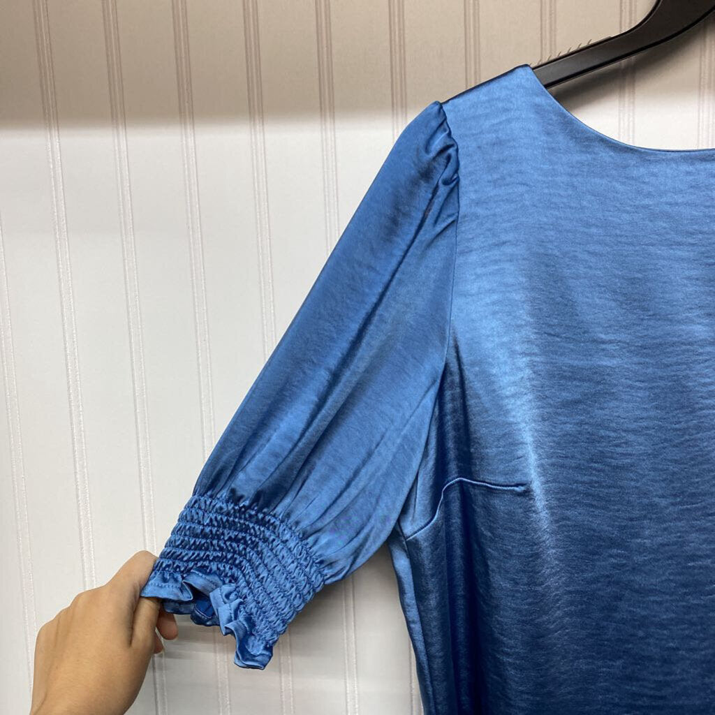 *SHORT SLEEVE SATIN BLUE SHORT DRESS
