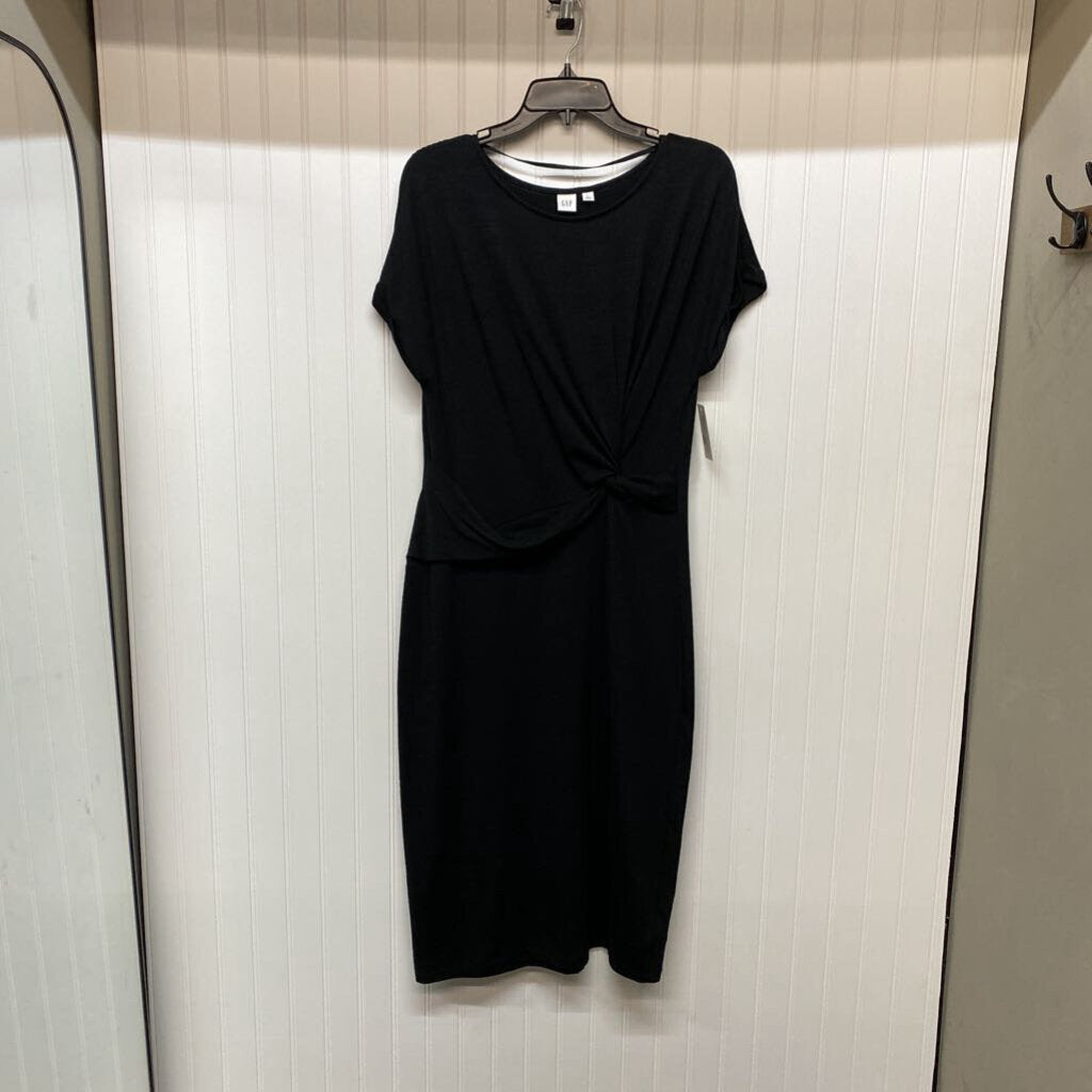 LONG KNIT WITH KNOT ON LEFT SIDE