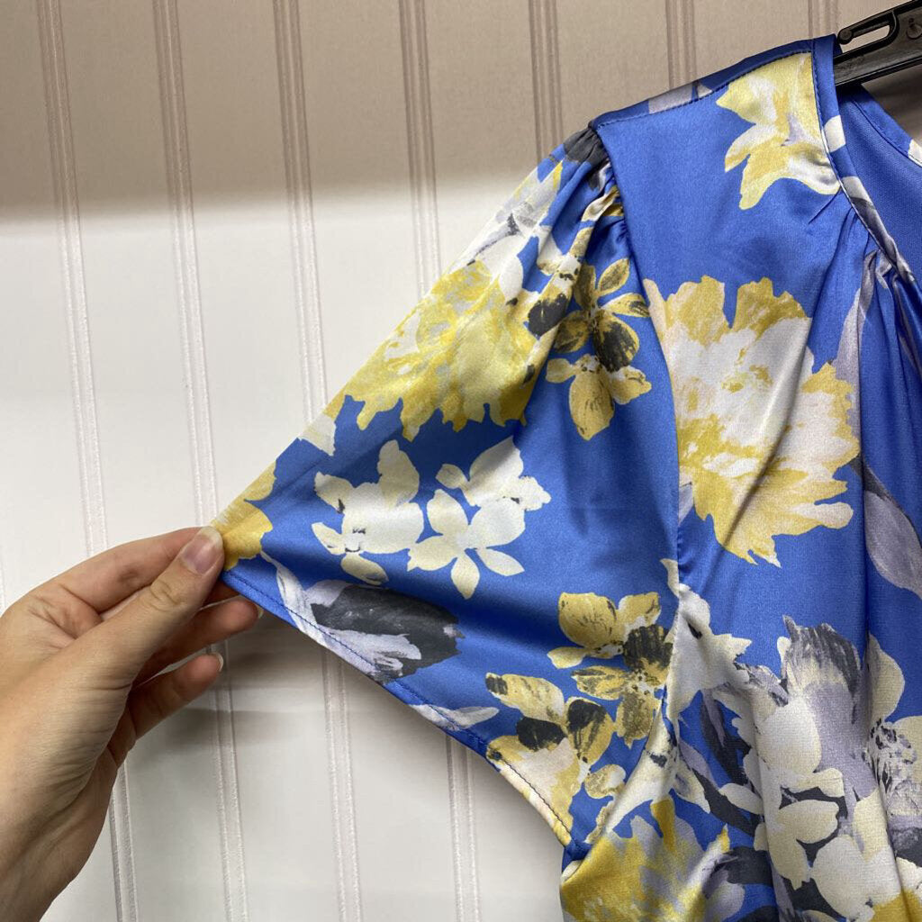 * HIGH END BRAND*LONG DRESS WITH BLUE AND YELLOW FLORAL PRINT