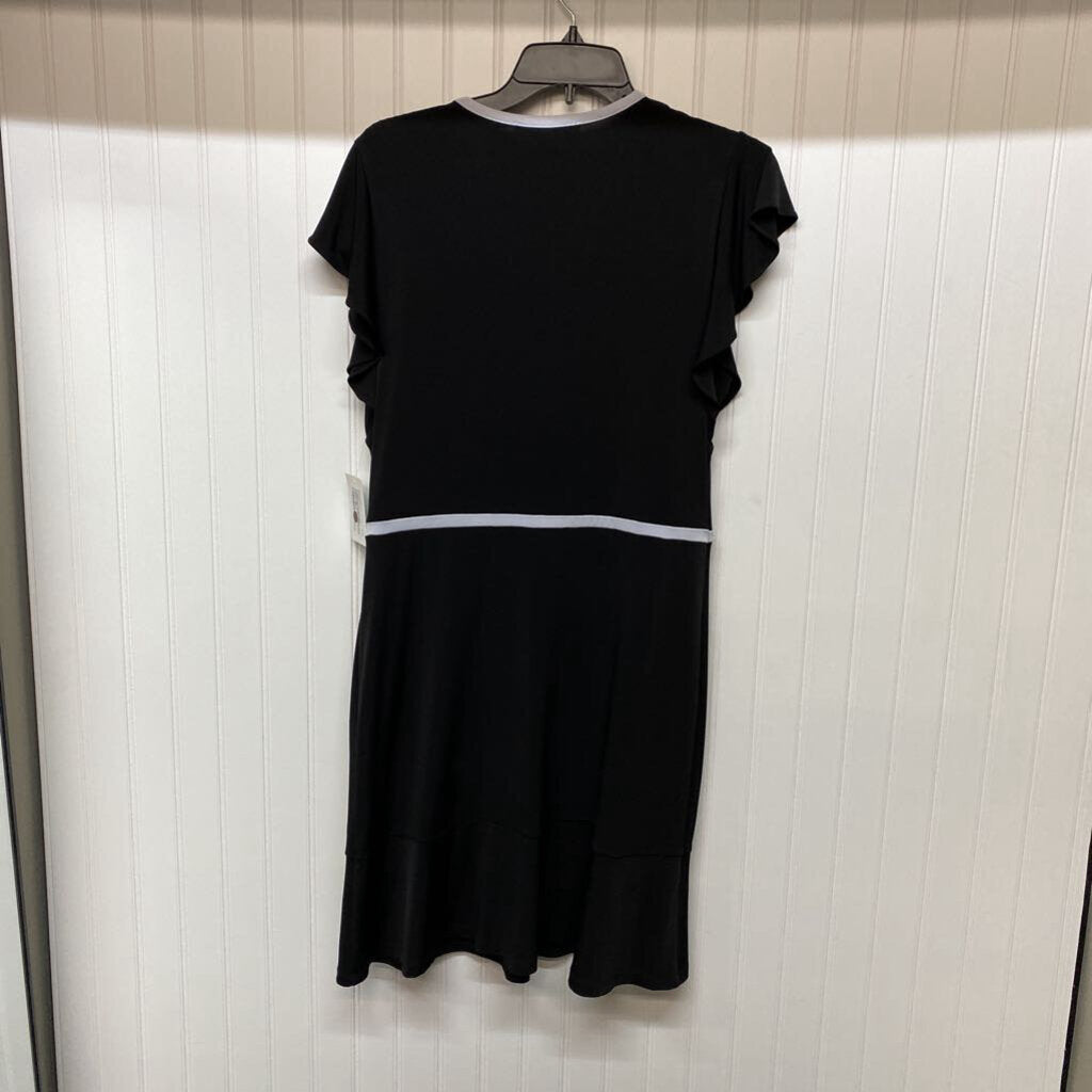 *SHORT DRESS TIE IN FRONT LINED WITH WHITE