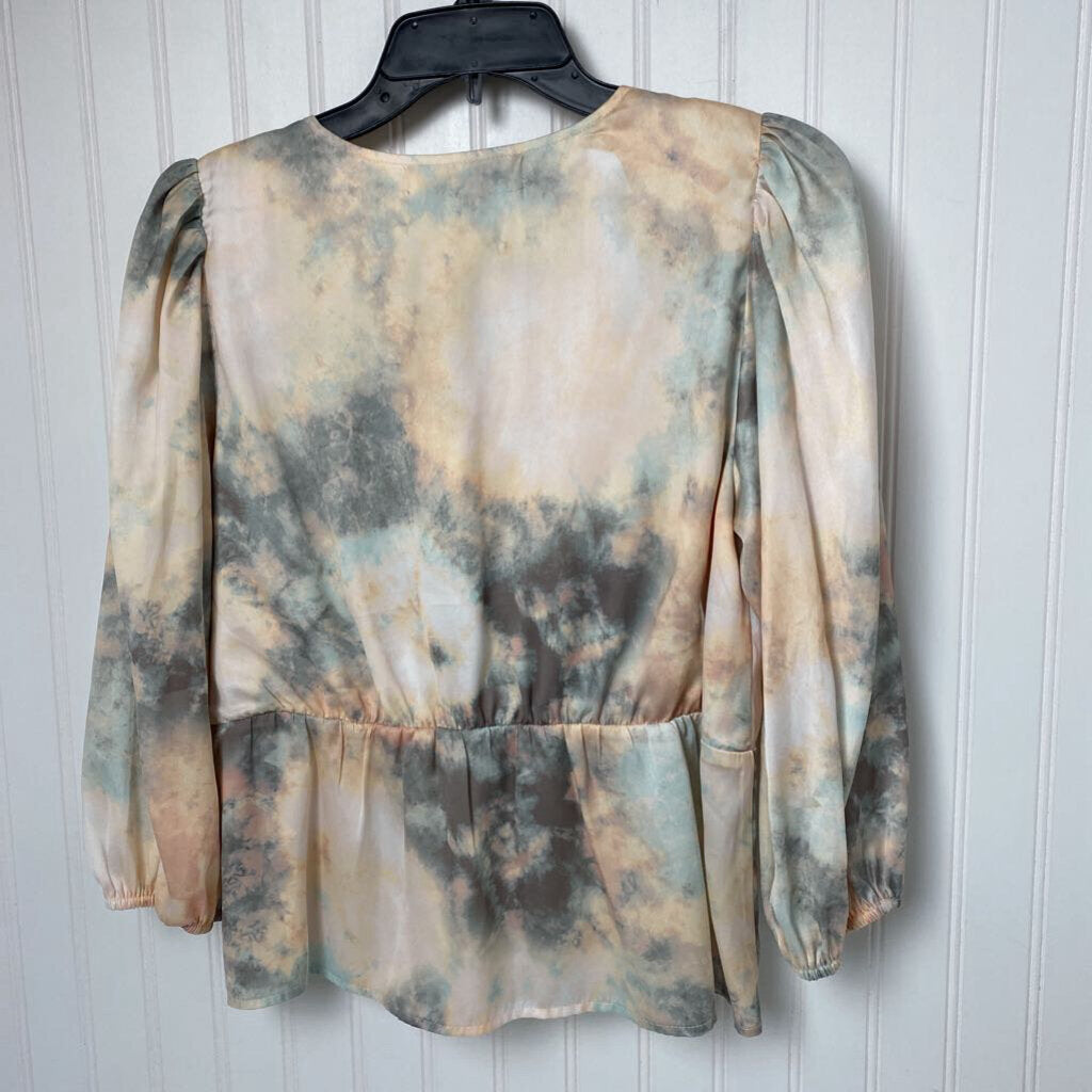 *BOUTIQUE BRAND* SATIN LONG SLEEVE TOP WITH TIE IN FRONT