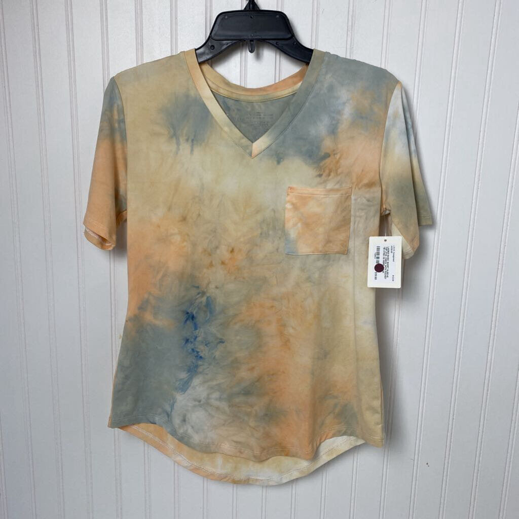 VNECK WITH POCKET