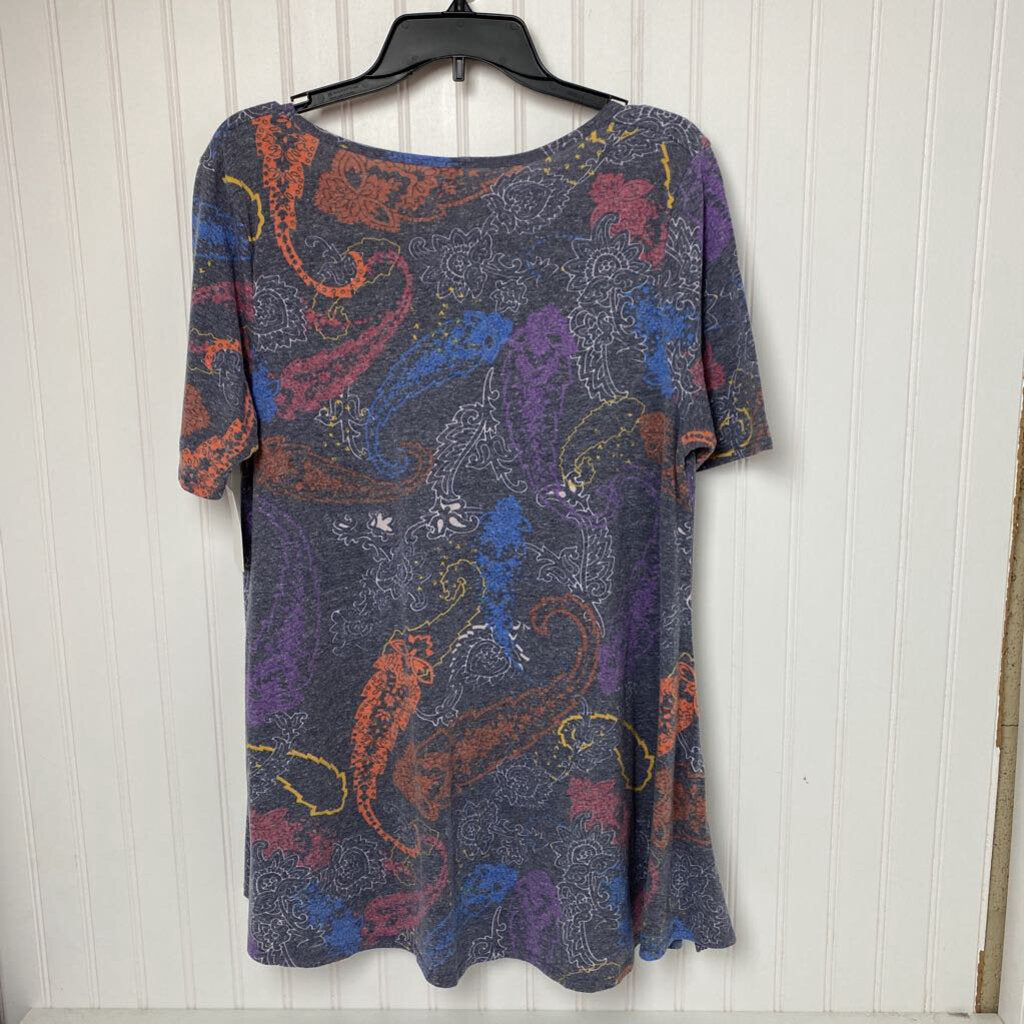 SHORT SLEEVE PRINTED TOP
