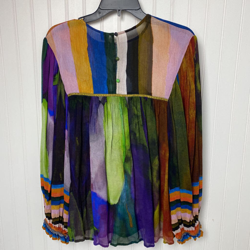 *BOUTIQUE BRAND* SATIN LONG SLEEVE TOP WITH BUTTONS BACK ON NECK