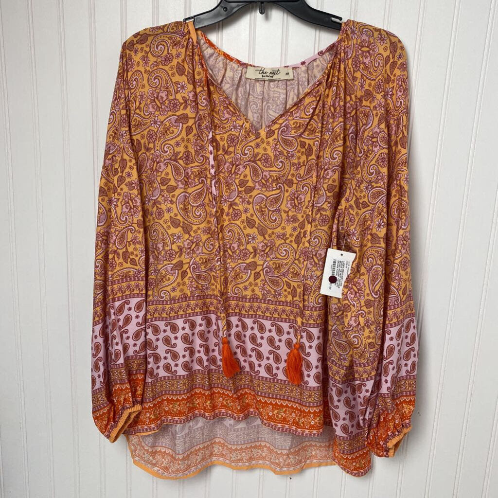 *BOUTIQUE BRAND* PEASANT TOP WITH ORANGE FLORAL PATTERN