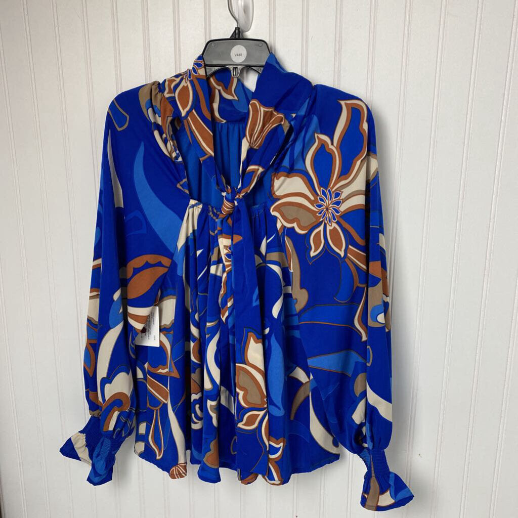 LONG SLEEVE TIE IN BACK/OPEN BACK