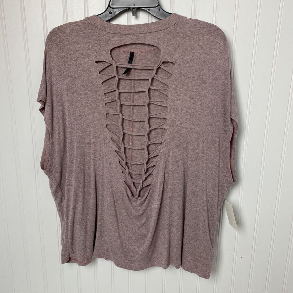 SHORT SLEEVE WITH OPENING IN FRONT