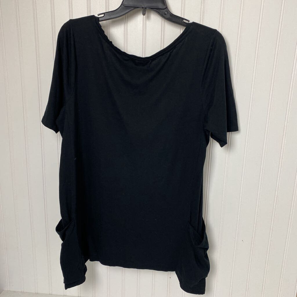 SHORT SLEEVE TUNIC WITH SIDE POCKETS