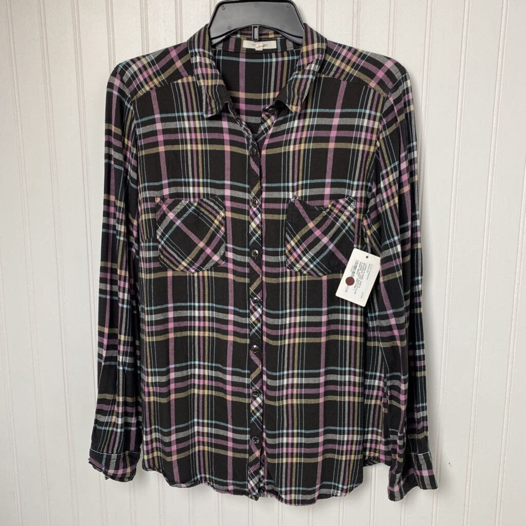 LONG SLEEVE PLAID FLANNEL SHIRT