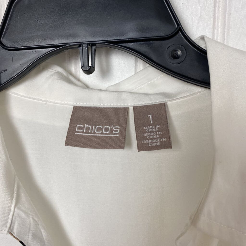 CHICOS 3/4 SLEEVE TOP BUTTON UP