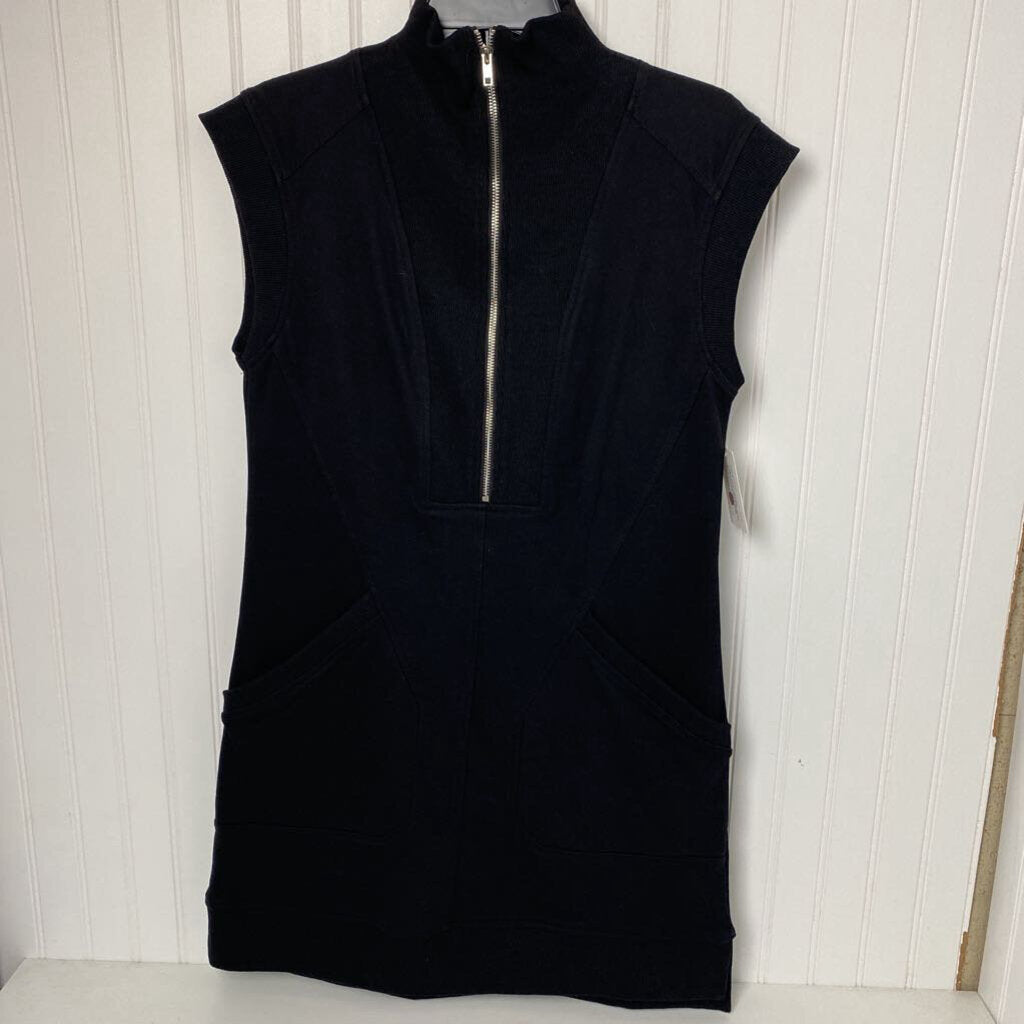 SLEEVELESS KNIT WITH MOCK NECK/ZIPPER AND POCKETS