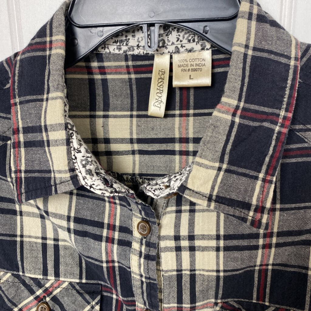 LONG SLEEVE PLAID BUTTON UP