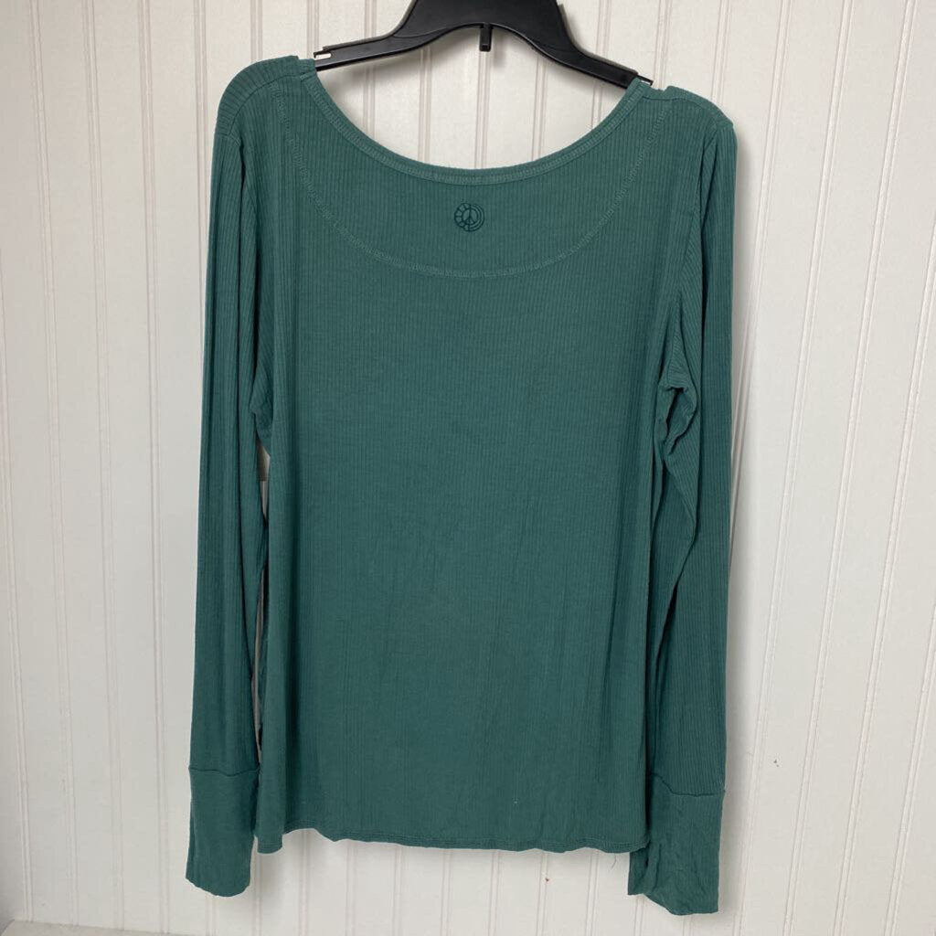 LONG SLEEVE KNIT TOP