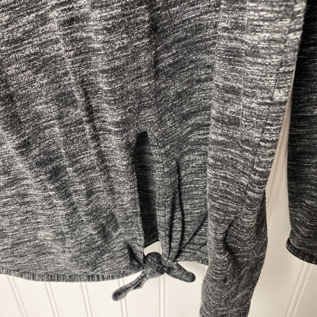 LONG SLEEVE KNIT TOP