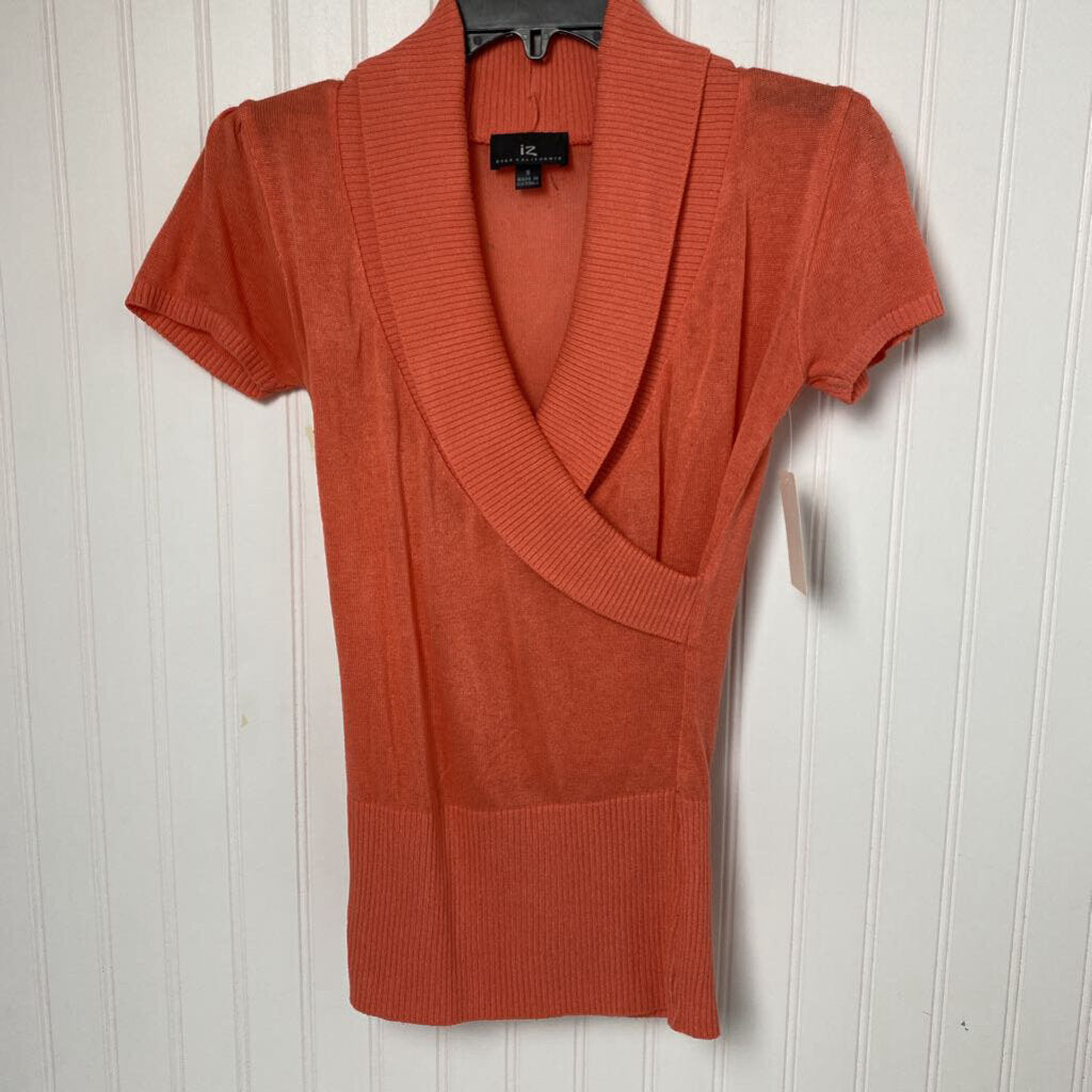 SHORT SLEEVE V NECK SWEATER