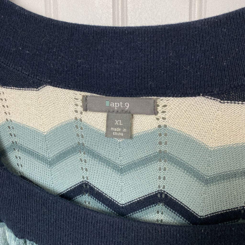 LONG SLEEVE SWEATER